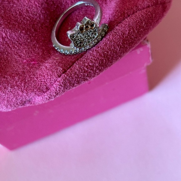 🌸SANRIO HELLO KITTY RING BY DIAMONIQUE🌸 - Picture 6 of 7